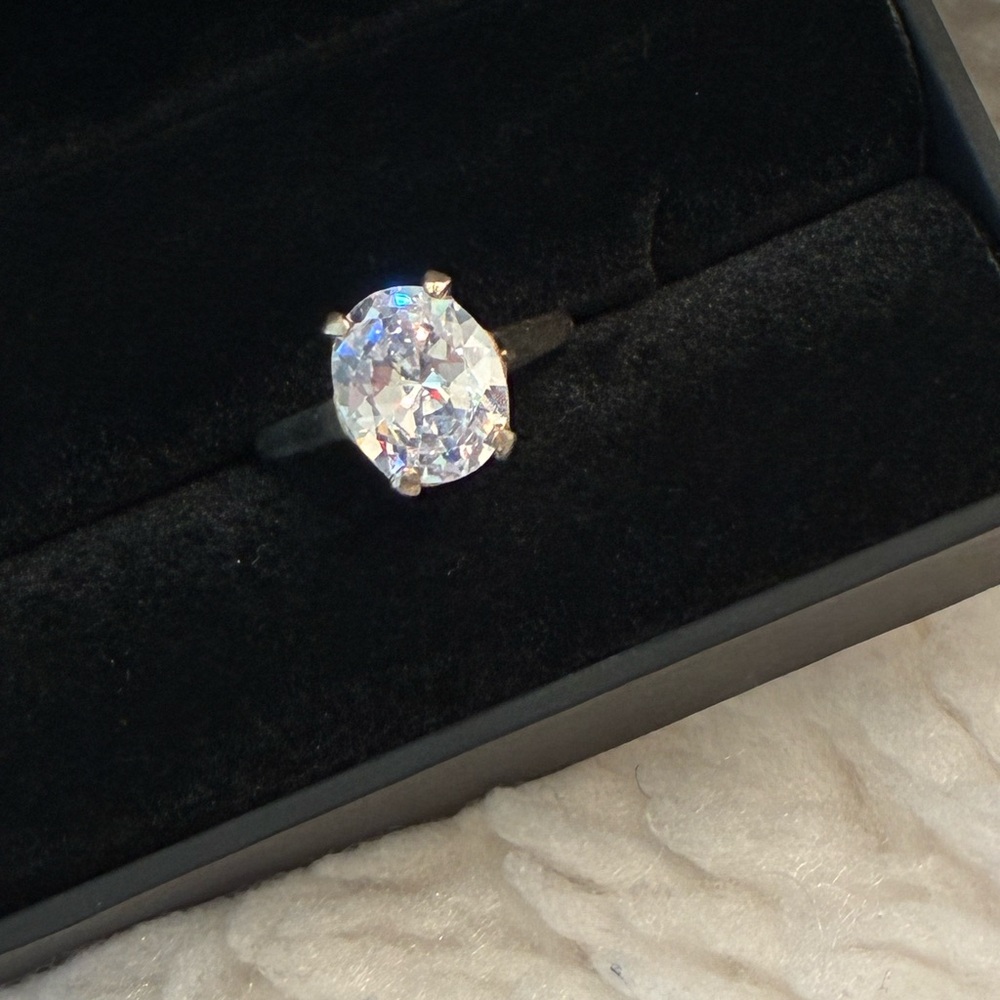 GRA Moissanite Diamond/Sterling Silver Ring   Size 7